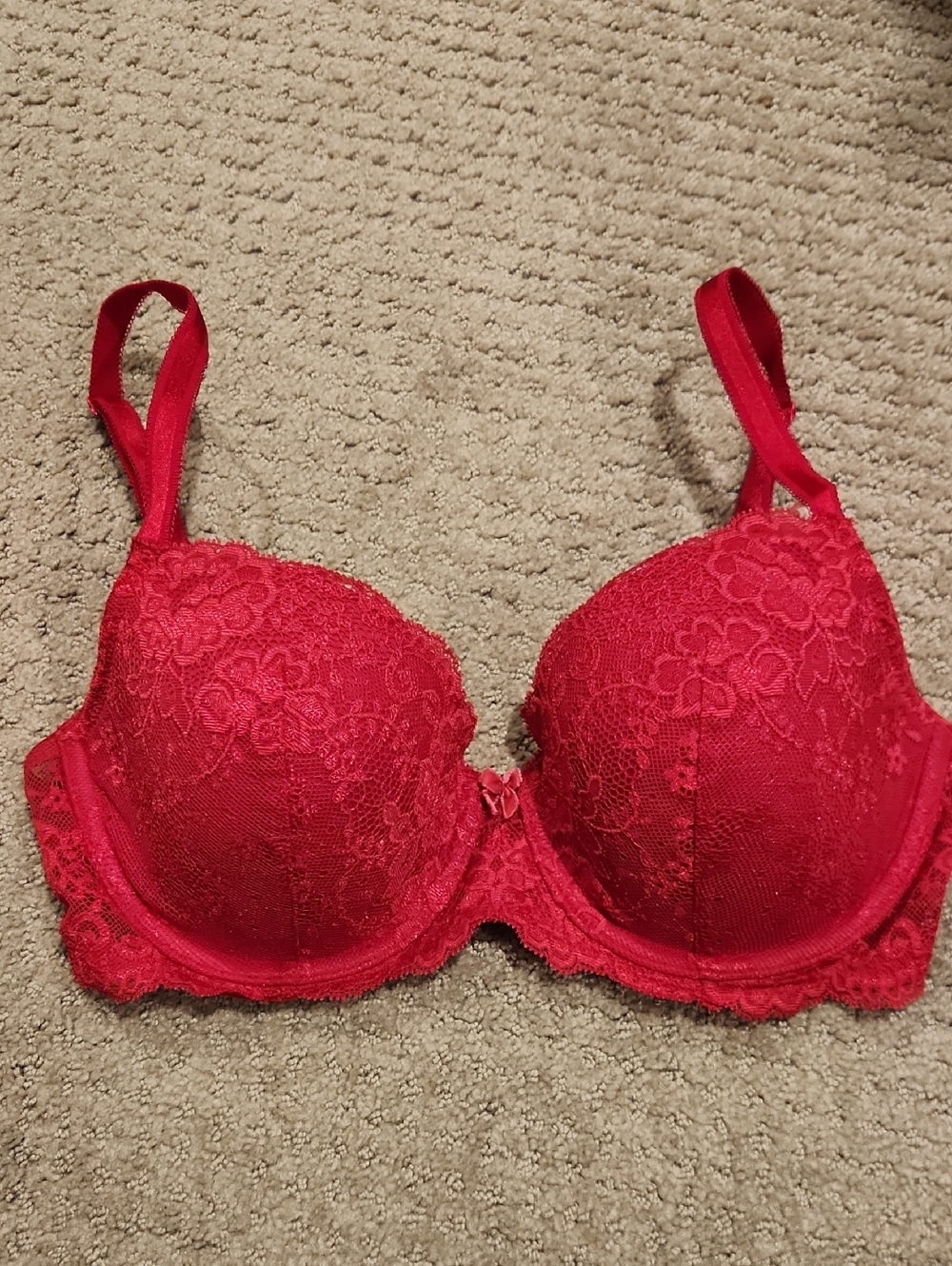 Victoria's Secret Red Lace Underwire Bra 36C